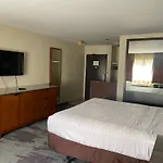 Portside Inn & Suites